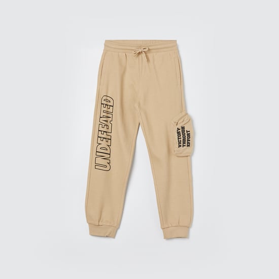 FAME FOREVER Typographic Print Joggers