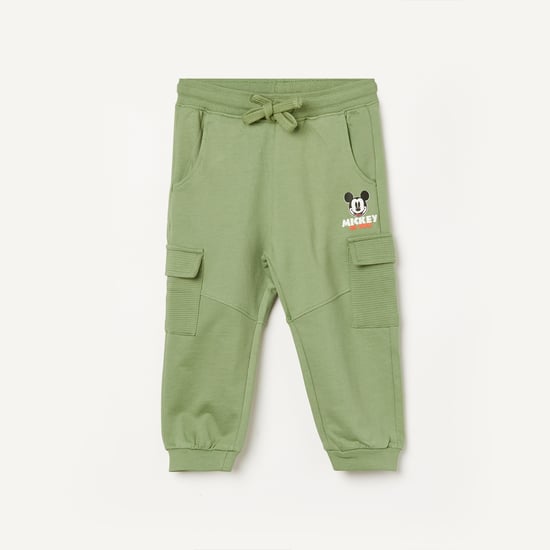 JUNIORS Mickey Mouse Print Cargo Joggers