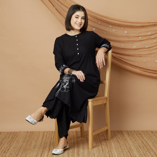 MELANGE Embroidered A-line Kurta