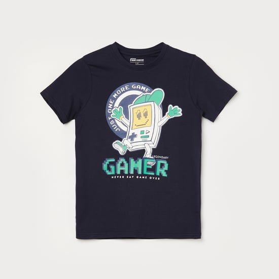 FAME FOREVER Graphic Print T-shirt