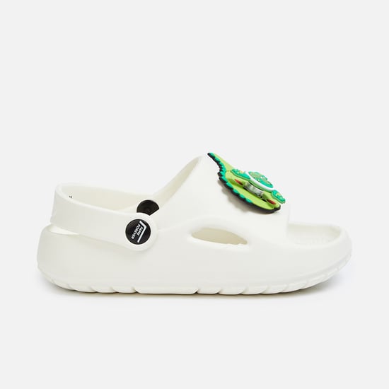FAME FOREVER Bear Applique Clogs