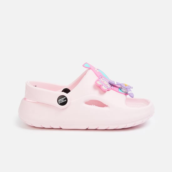 FAME FOREVER Hello Kitty Applique Clogs
