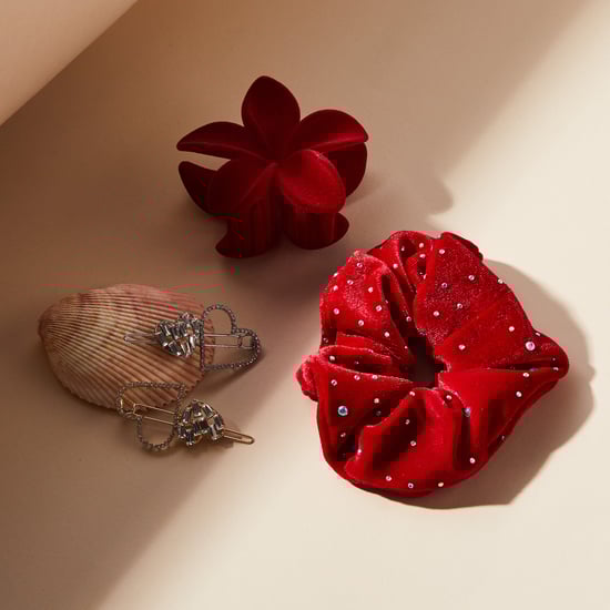 FAME FOREVER Hair Accessories Set - Pack of 4