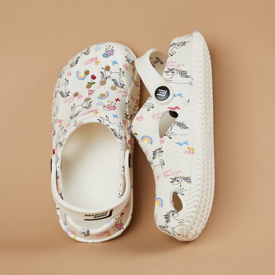 FAME FOREVER Unicorn Print Clogs