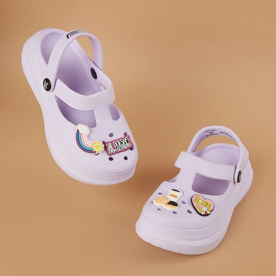 FAME FOREVER Clogs with Charms