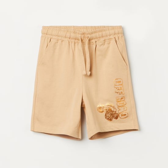 FAME FOREVER Metallic Print Shorts