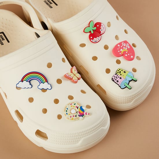 FAME FOREVER Charm Detail Clogs | White