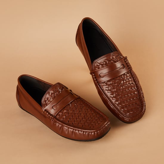 CODE Woven Penny Loafers