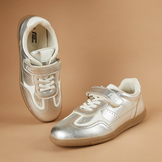 FAME FOREVER Glossy Sneakers