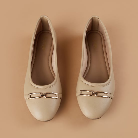 Ballet Flat Agl Schuhe Online Buy Beige Flat Shoes For Women By