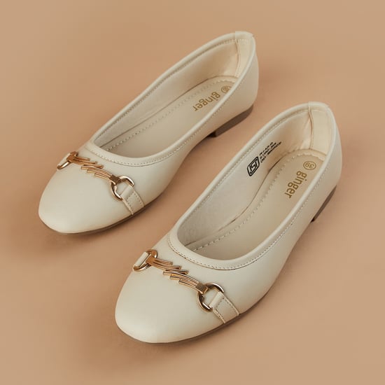 GINGER Metal Accent Ballerinas