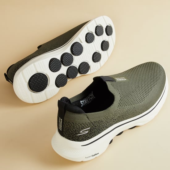 SKECHERS Go Walk Slip-On Sports Shoes Green