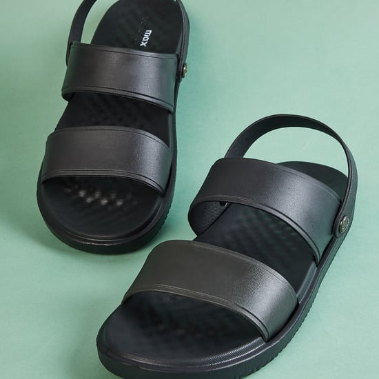 Men Solid Sandals