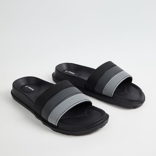 Men Colourblock Sliders