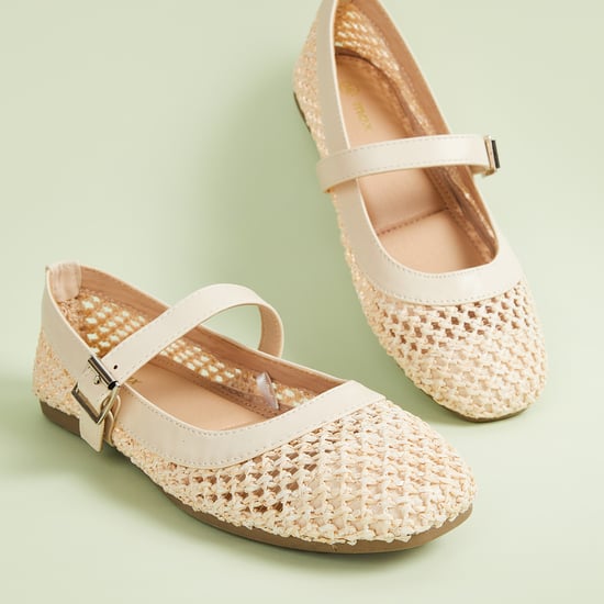 Women Knit Mary Janes