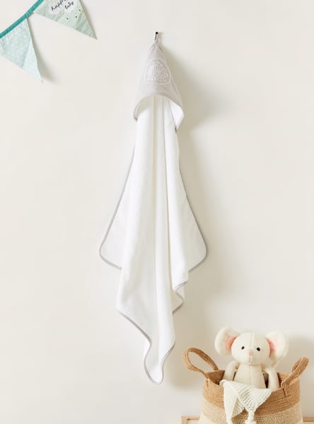 Giggles Embroidered Hooded Towel - 75x75 cms
