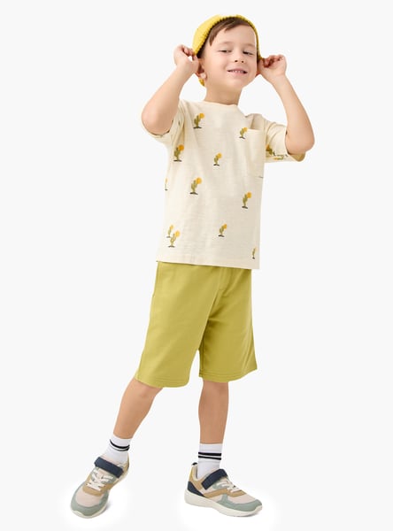 Juniors Embroidered T-shirt and Shorts Set