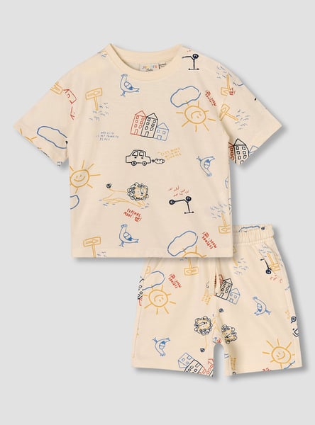 Juniors Printed T-shirt and Shorts Set