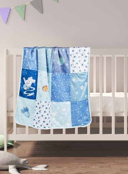 Juniors Space Print Sherpa Blanket