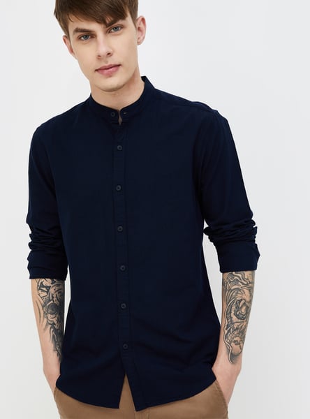 FAME FOREVER Solid Slim Fit Shirt