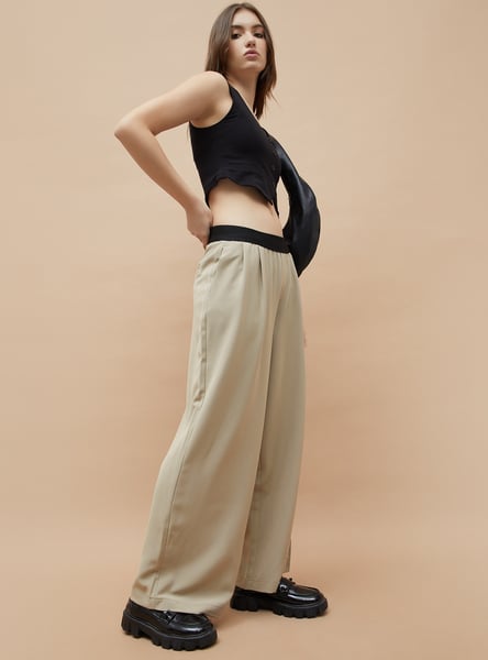 GINGER Solid Mid-Rise Trousers