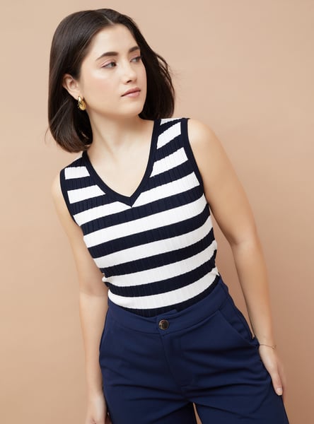 CODE CLASSIC Striped V-neck Sleeveless Top