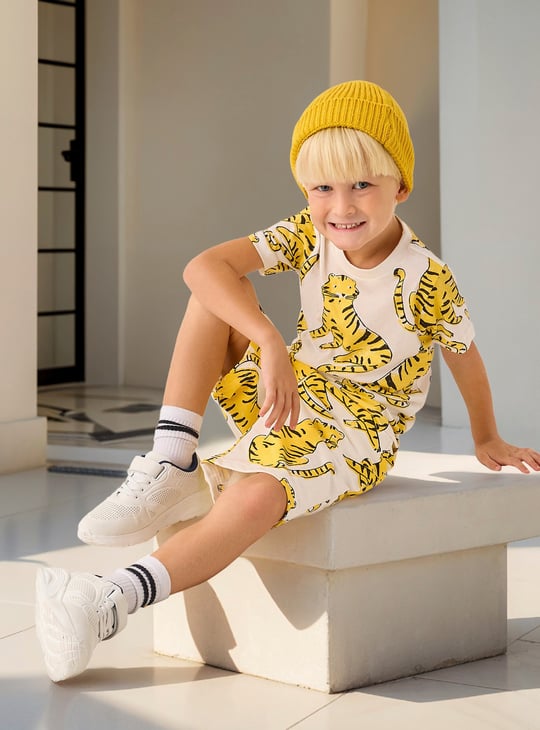 Juniors All-Over Tiger Print Shorts with Drawstring Closure and Pockets