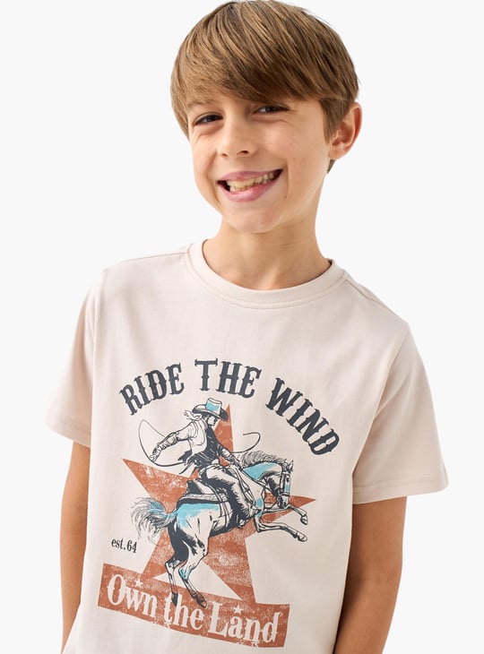 Juniors Graphic Print Crew Neck T-shirt with Short Sleeves