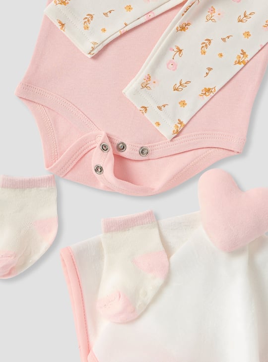 Juniors 7-Piece Printed Clothing Gift Set