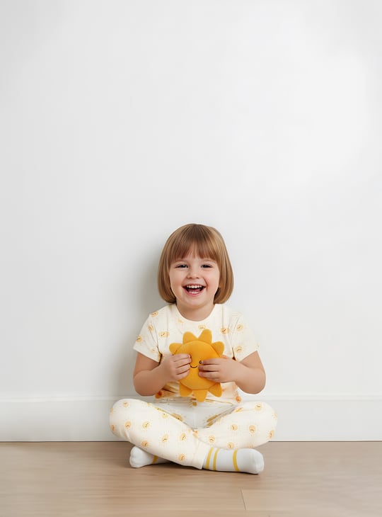 Juniors Printed T-shirt and Pyjama Set