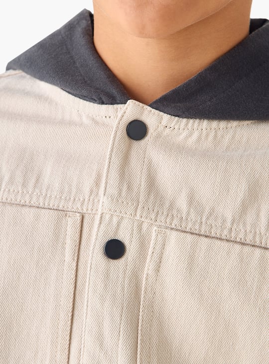 Juniors Contrast Hood Shirt