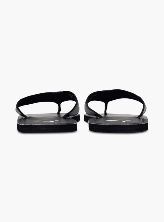 PUMA Men Solid Flip Flops