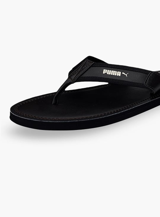 PUMA Men Solid Flip Flops