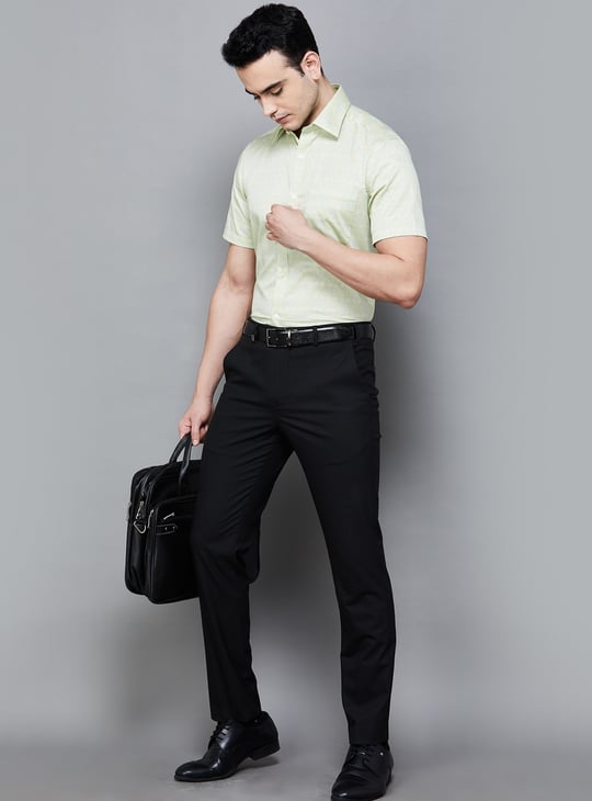 PARK AVENUE Men Solid Super Slim Formal Trousers