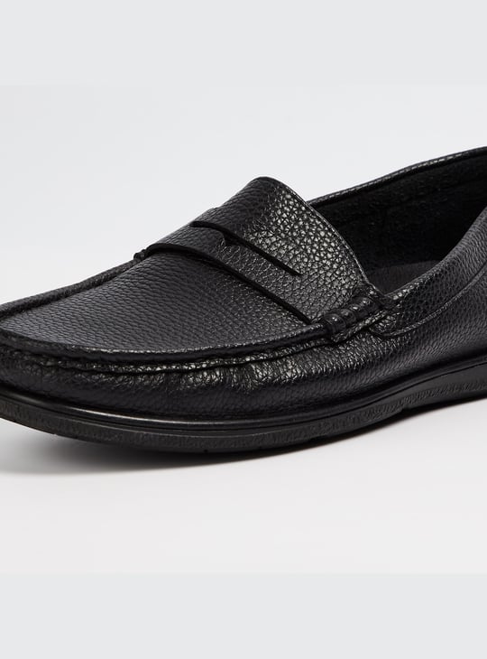 CODE Textured Loafers