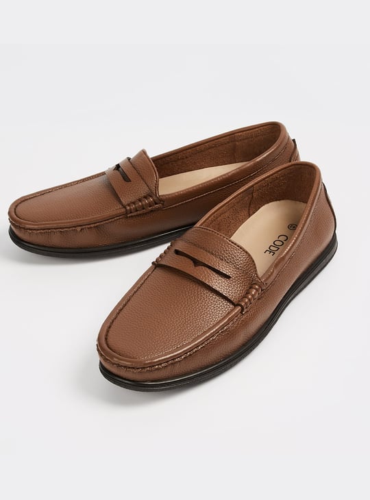 CODE Textured Loafers