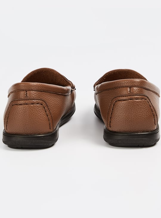 CODE Textured Loafers