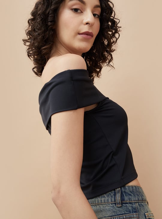 GINGER Off-Shoulder Crop Top