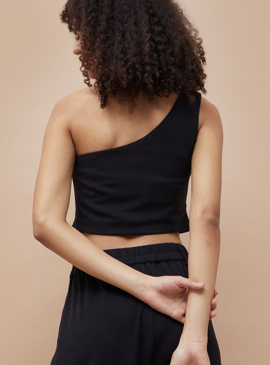 GINGER Solid One-Shoulder Crop Top