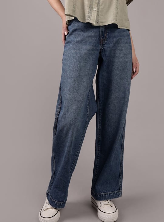 AMERICAN EAGLE Medium Wash Strigid Stovepipe Jeans (Straight)