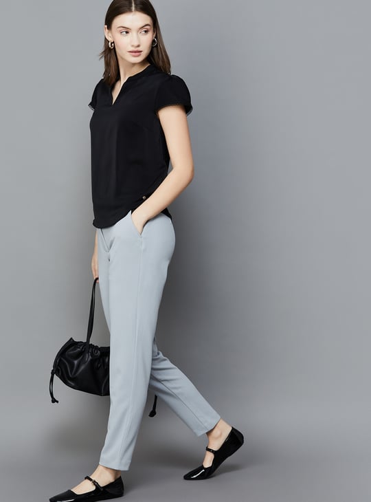 VAN HEUSEN Solid Regular Fit Formal Trousers
