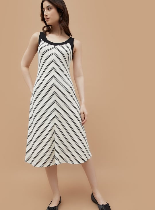 CODE Chevron Crochet A-line Dress