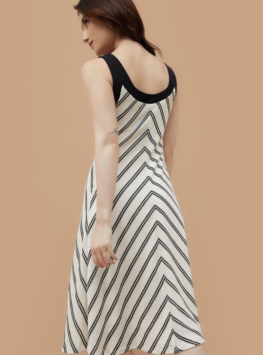 CODE Chevron Crochet A-line Dress