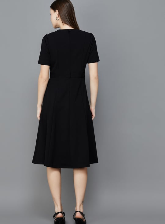 VAN HEUSEN Solid A-line Dress | Black VAN HEUSEN Solid A-line Dress | Black