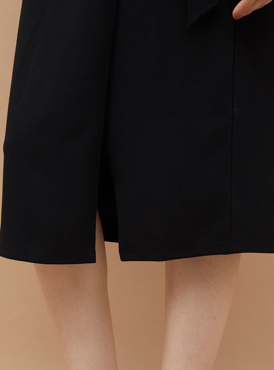 CODE Solid Belted Skirt