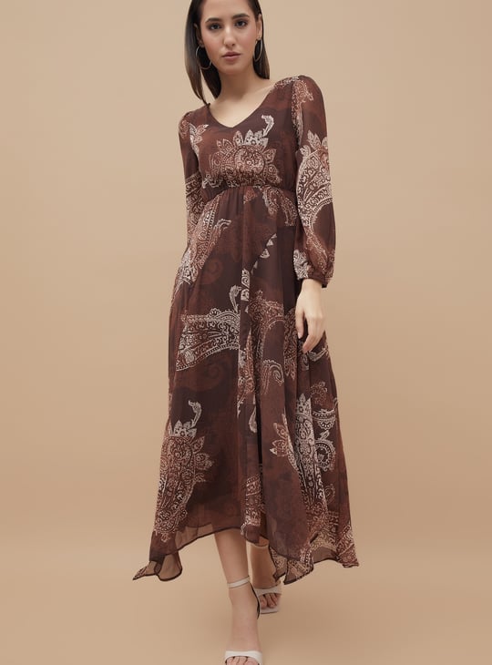printed asymmetric midi dress Aibee Printed Sleeveless Asymmetric Midi Dress Cream main image 0