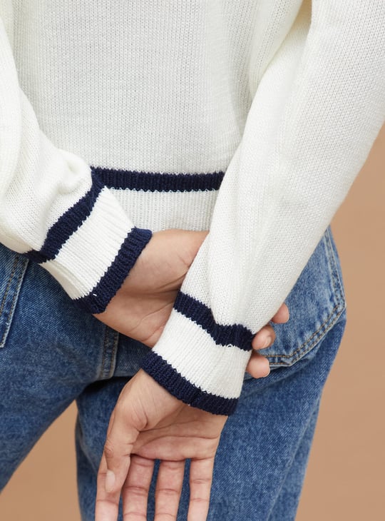 GINGER Solid V-Neck Sweater