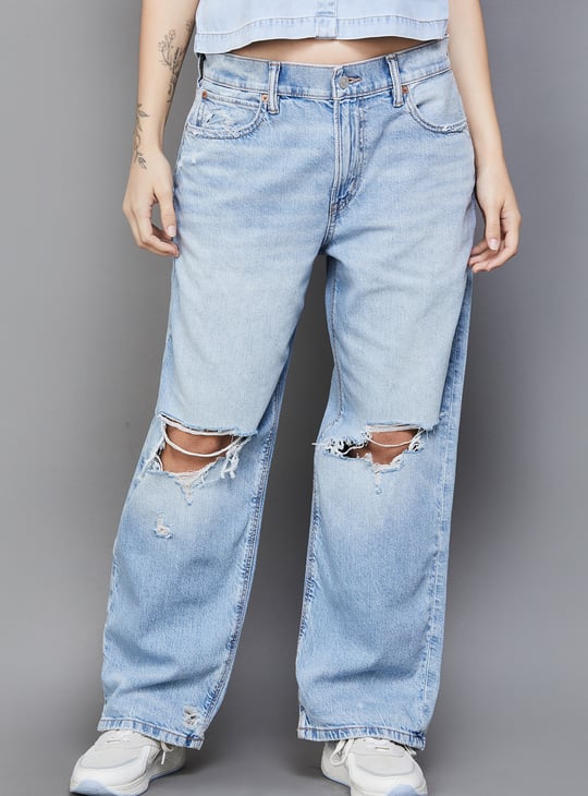 AMERICAN EAGLE Distressed Strigid Jeans (Boyfriend)