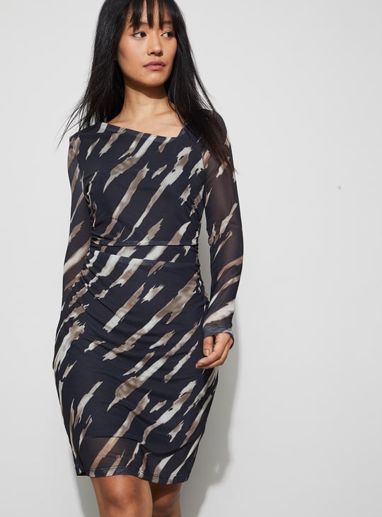abstract print bodycon dress Chi Chi Bardot Ruched Abstract Print Bodycon Dress in Blue, Size 10 main image 1