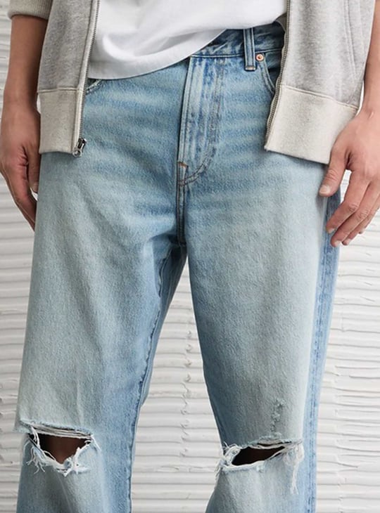 AMERICAN EAGLE Distressed Relaxed Fit Jeans